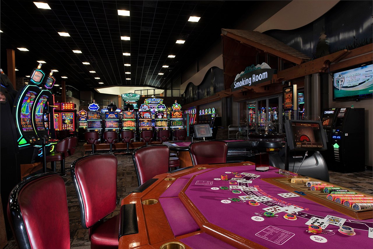 Northern Lights Casino table games